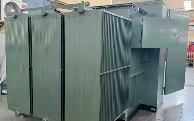 ميزات محول Padmount ثلاثي الطور